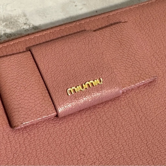 Miu MIU Pink Ribbon Bow Leather Zippy Zipper Long Wallet - Picture 11 of 13